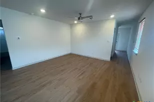 308 Millbrook Blvd, San Marcos, TX 78666 - Photo 3