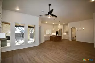 1010 High Plns Dr, Nolanville, TX 76559 - Photo 5