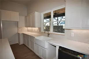 1010 High Plns Dr, Nolanville, TX 76559 - Photo 7