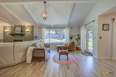 409 Oakwood Boulevard, New Braunfels, TX 78130 - Photo 11