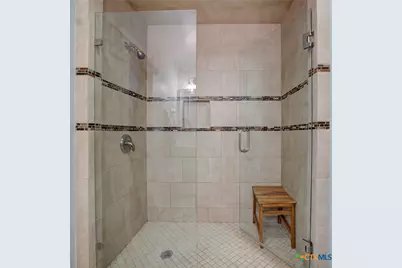 409 Oakwood Boulevard, New Braunfels, TX 78130 - Photo 17