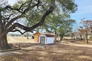 14942 Cedar Valley Rd, Salado, TX 76571 - Photo 5