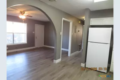 2003 E Mimosa Avenue, Victoria, TX 77901 - Photo 3