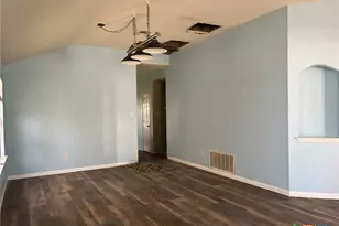 4805 Donegal Bay Ct, Killeen, TX 76549 - Photo 3