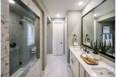 228 White Oak, Castroville, TX 78009 - Photo 17