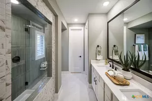 228 White Oak, Castroville, TX 78009 - Photo 17