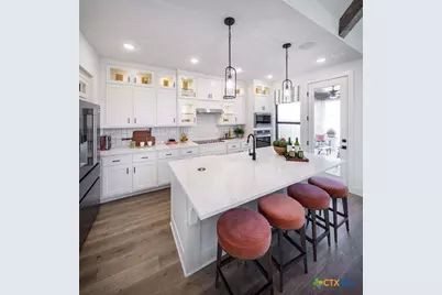 228 White Oak, Castroville, TX 78009 - Photo 7