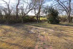 204 S 34th St, Gatesville, TX 76528 - Photo 23