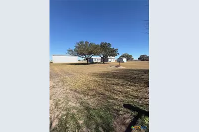 226 County Road 300, Karnes City, TX 78118 - Photo 15