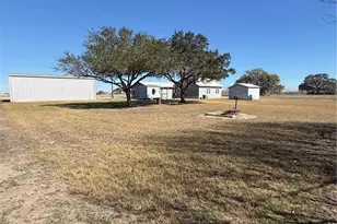 226 County Rd 300, Karnes City, TX 78118 - Photo 15