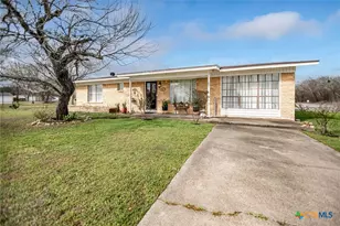 207 Williams, Tivoli, TX 77990 - Photo 5