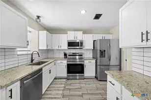 2202 Waterfall Dr, Killeen, TX 76549 - Photo 11