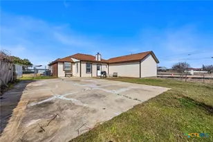 2202 Waterfall Dr, Killeen, TX 76549 - Photo 29