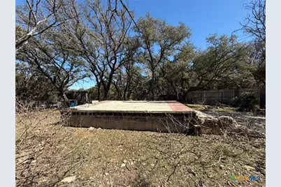 626 W Clark Street, Canyon Lake, TX 78133 - Photo 9