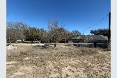 626 W Clark Street, Canyon Lake, TX 78133 - Photo 23
