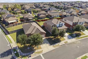 13529 Henneman Dr, Pflugerville, TX 78660 - Photo 39