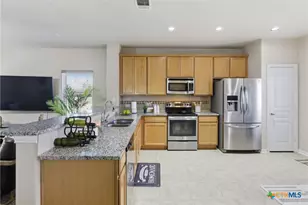 13529 Henneman Dr, Pflugerville, TX 78660 - Photo 17