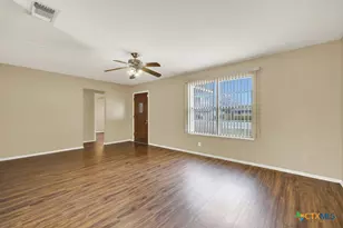 217 Gruene Rd, New Braunfels, TX 78130 - Photo 3