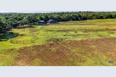 1750 Loop 165 #B, Dripping Springs, TX 78620 - Photo 7