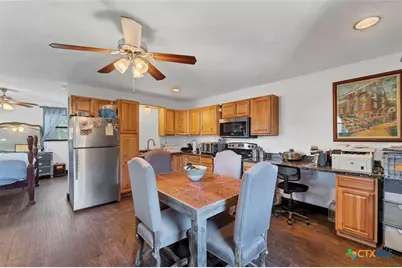 1750 Loop 165 #B, Dripping Springs, TX 78620 - Photo 17