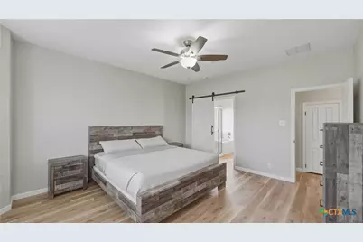 2228 Hazelwood, New Braunfels, TX 78130 - Photo 13