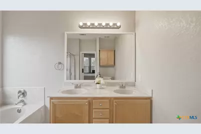 2228 Hazelwood, New Braunfels, TX 78130 - Photo 19