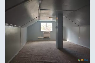 402 S 29th Street, Temple, TX 76504 - Photo 9