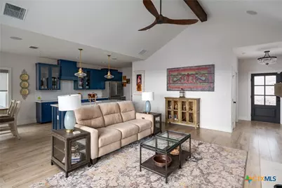 1382 Cottonwood Road, Fischer, TX 78623 - Photo 11