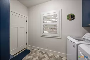 1382 Cottonwood Rd, Fischer, TX 78623 - Photo 17