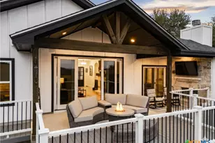 1382 Cottonwood Rd, Fischer, TX 78623 - Photo 5