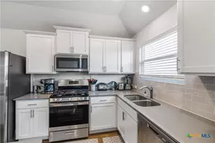 107 Isaac Millsaps Trl, Bastrop, TX 78602 - Photo 9