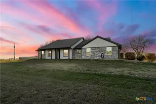 2122 Tower Dr, Moody, TX 76557 - Photo 3