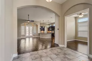 350 Wauford Way, New Braunfels, TX 78132 - Photo 5