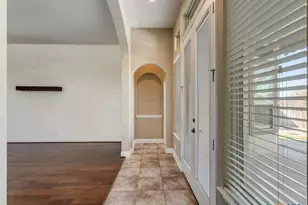 350 Wauford Way, New Braunfels, TX 78132 - Photo 9