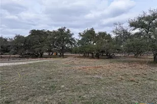 1385 Bego Rd, Goliad, TX 77963 - Photo 17
