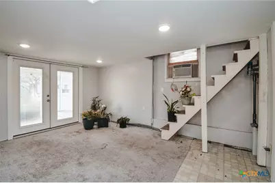 904 E Mistletoe Avenue, Victoria, TX 77901 - Photo 27