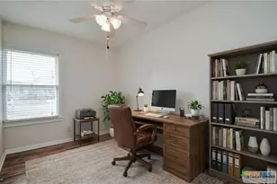 904 E Mistletoe Ave, Victoria, TX 77901 - Photo 25