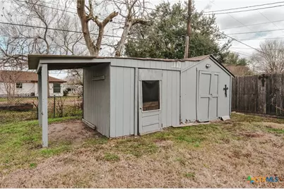 904 E Mistletoe Avenue, Victoria, TX 77901 - Photo 41