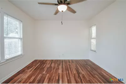 904 E Mistletoe Avenue, Victoria, TX 77901 - Photo 23