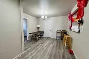 1510 E Mimosa Ave, Victoria, TX 77901 - Photo 3