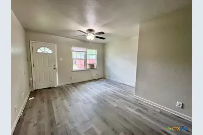 1510 E Mimosa Avenue, Victoria, TX 77901 - Photo 13