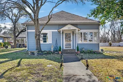 1006 E Coke Street, Hamilton, TX 76531 - Photo 1
