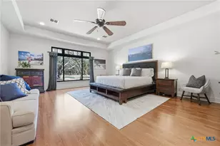 27118 Rockwall Pkwy, New Braunfels, TX 78132 - Photo 13