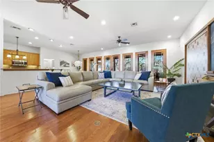 27118 Rockwall Pkwy, New Braunfels, TX 78132 - Photo 3