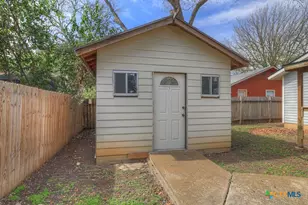 313 Armstrong St, San Marcos, TX 78666 - Photo 25