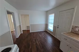 1506 S 9th St, Temple, TX 76504 - Photo 5