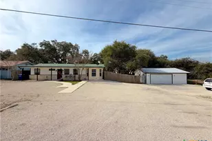 301 Canyon Edge, Canyon Lake, TX 78133 - Photo 1