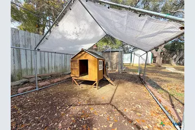 301 Canyon Edge, Canyon Lake, TX 78133 - Photo 45