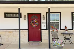 301 Canyon Edge, Canyon Lake, TX 78133 - Photo 5