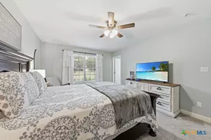 384 Hunters Creek Dr, New Braunfels, TX 78132 - Photo 25